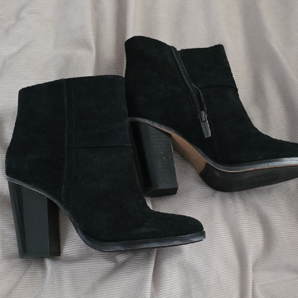 Vince Camuto Black Heeled Boots with Chunky Heel - Picture 2 of 4